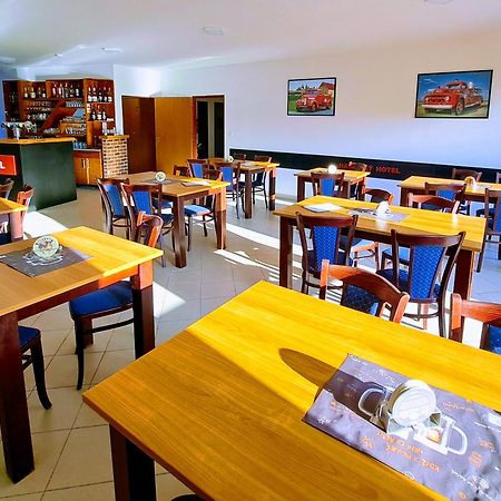Hasicsky Hotel Přibyslav 외부 사진