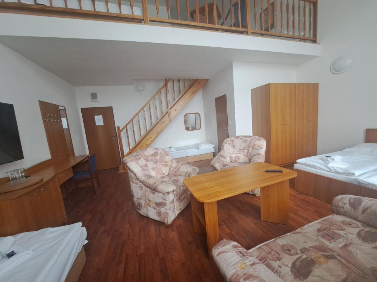 Hasicsky Hotel Přibyslav 외부 사진